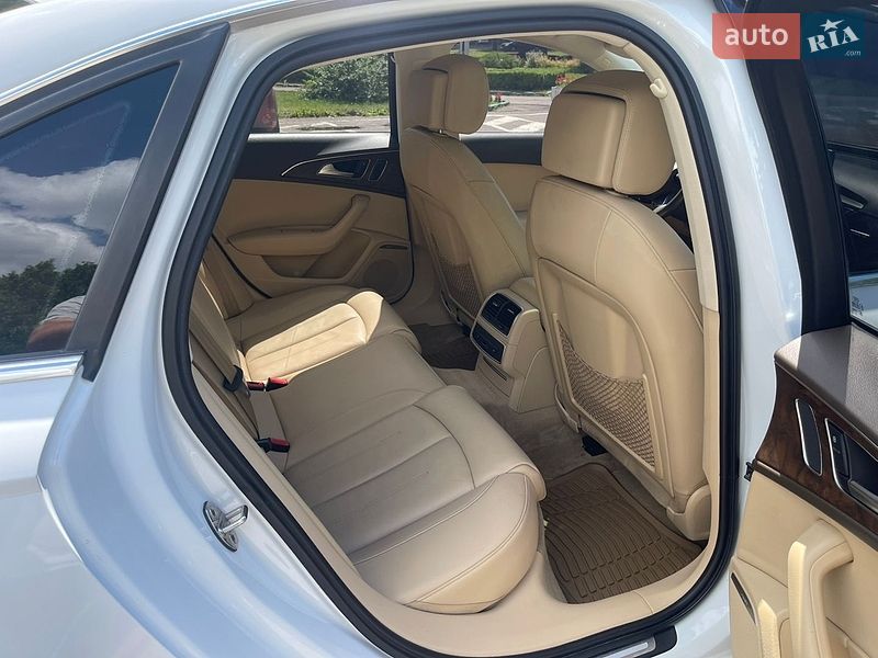 Седан Audi A6 2013 в Ровно