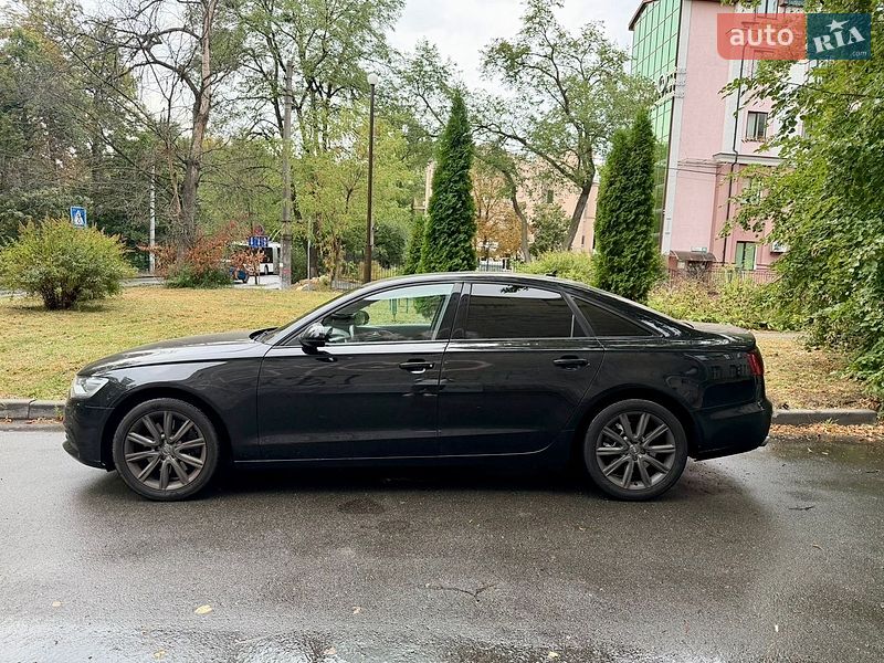 Седан Audi A6 2014 в Киеве