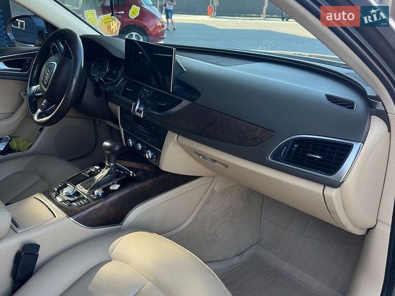 Седан Audi A6 2012 в Каменец-Подольском
