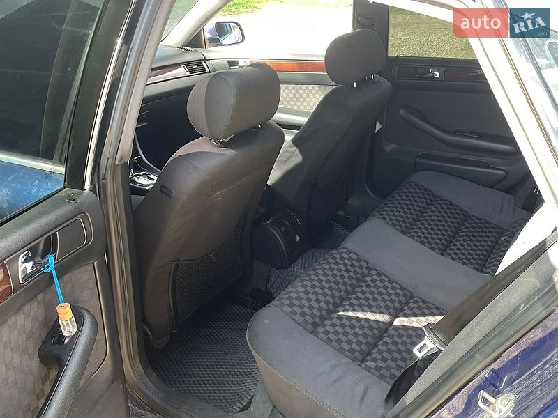 Седан Audi A6 1999 в Теплодаре