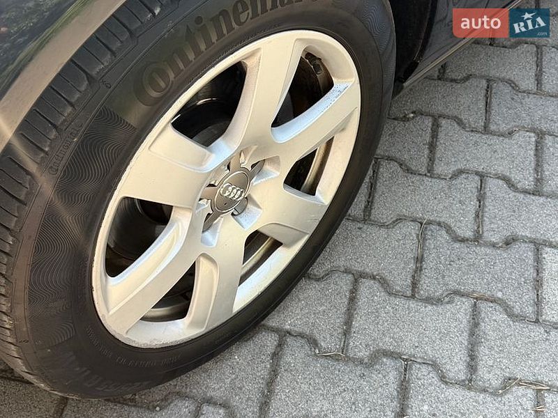 Седан Audi A6 2012 в Черновцах