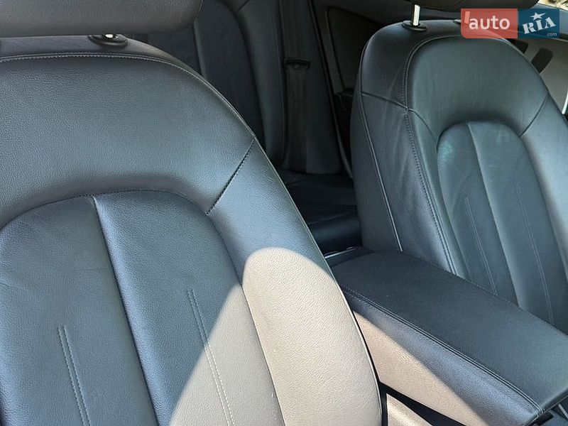 Седан Audi A6 2012 в Черновцах