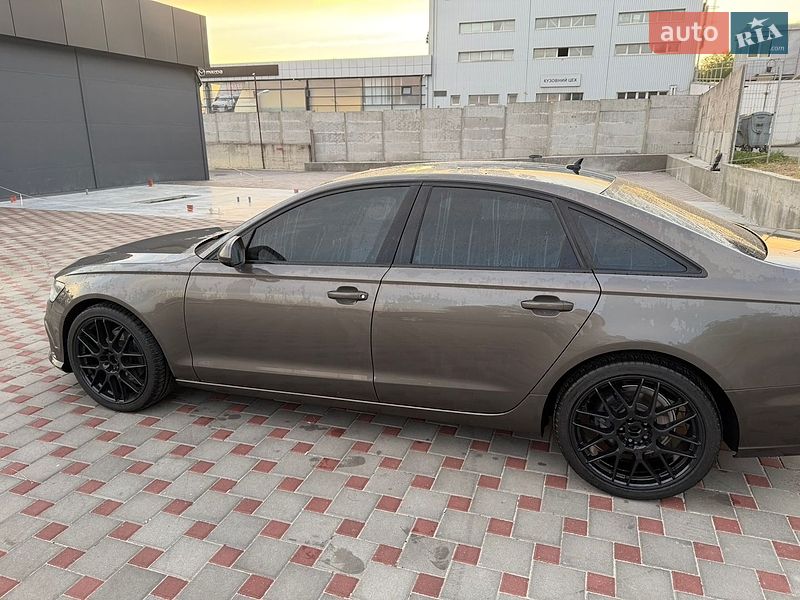 Седан Audi A6 2012 в Днепре