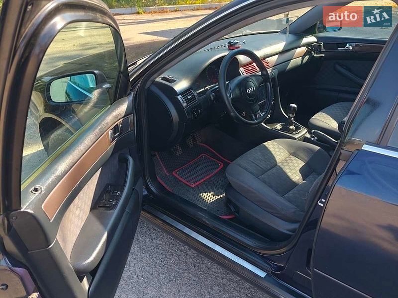 Седан Audi A6 1999 в Первомайске