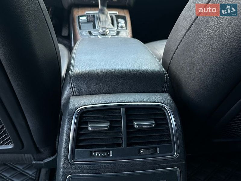 Седан Audi A6 2012 в Миколаєві