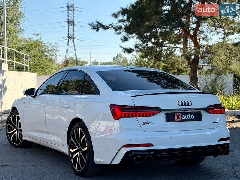 Седан Audi A6 2018 в Днепре