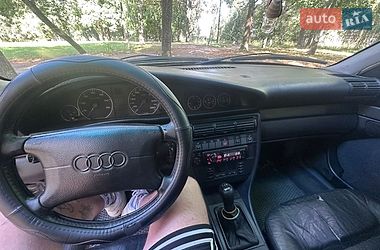 Седан Audi A6 1997 в Глухові