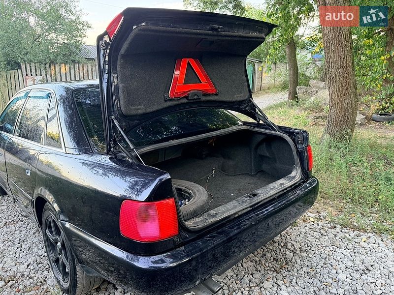 Седан Audi A6 1996 в Дніпрі