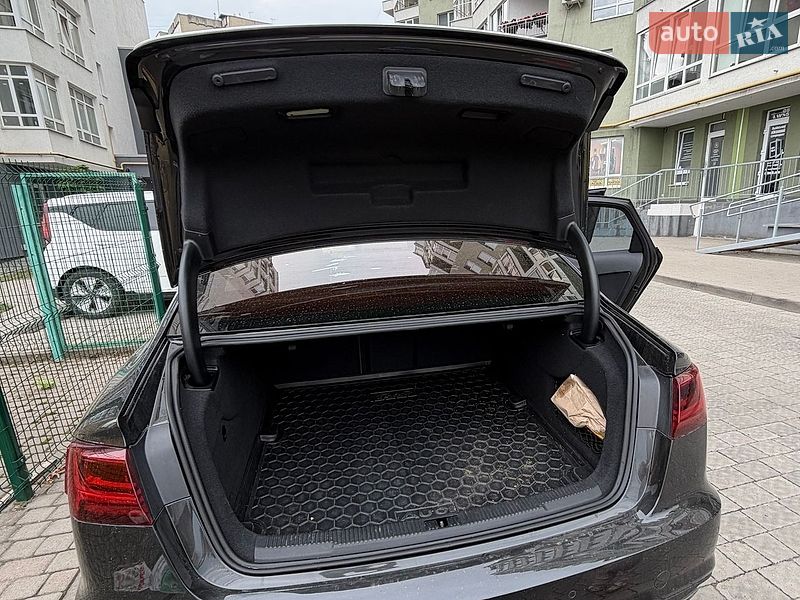 Седан Audi A6 2016 в Львові
