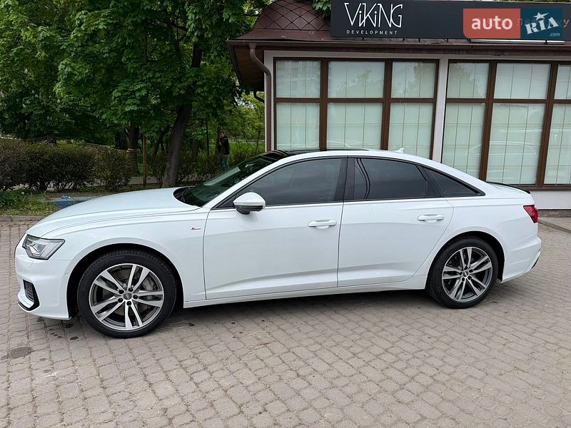 Седан Audi A6 2018 в Львові