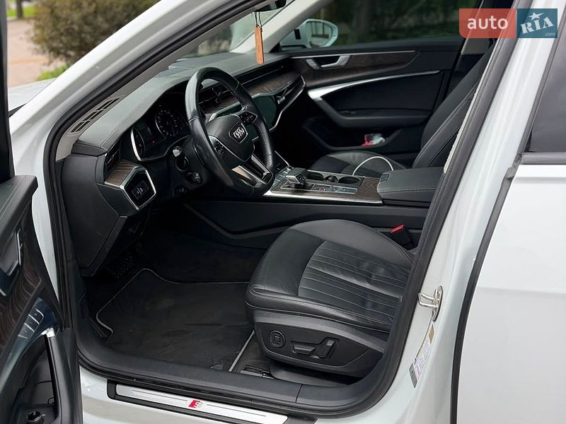 Седан Audi A6 2018 в Львові