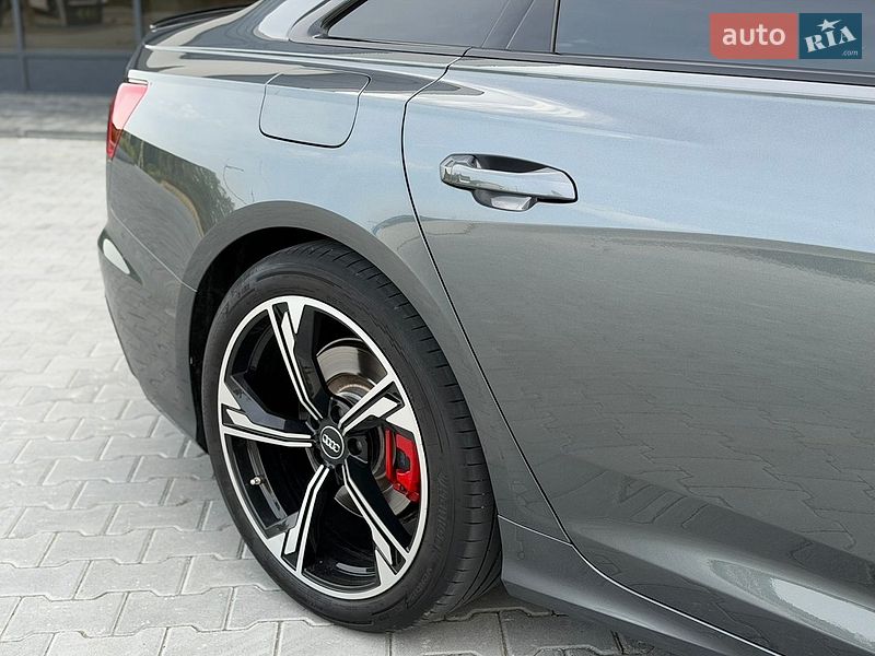 Седан Audi A6 2019 в Чернівцях