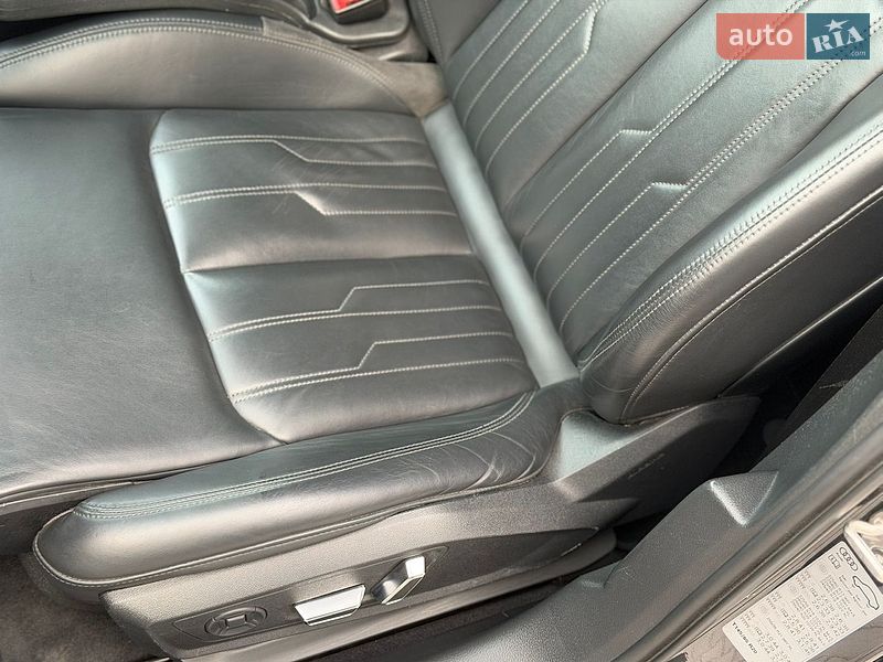 Седан Audi A6 2019 в Чернівцях