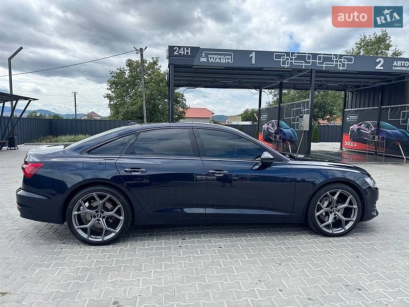 Седан Audi A6 2019 в Виноградове