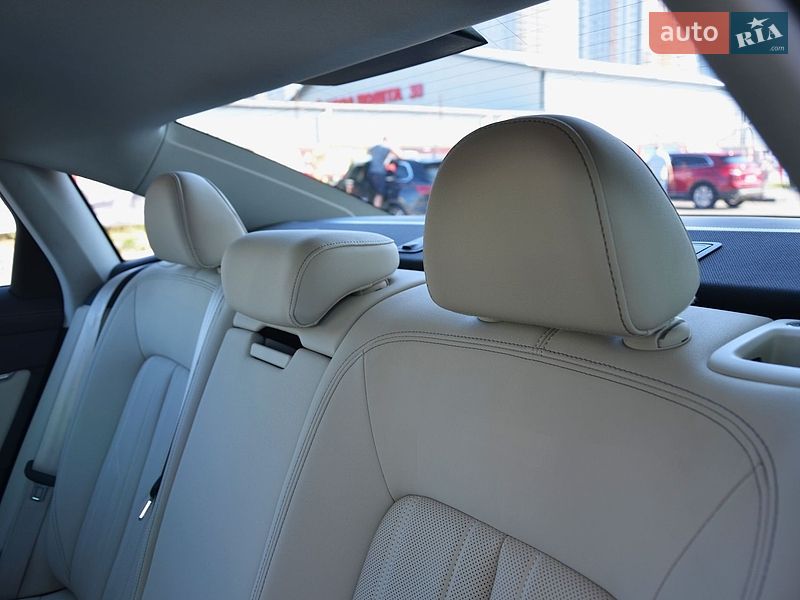 Седан Audi A6 2024 в Києві