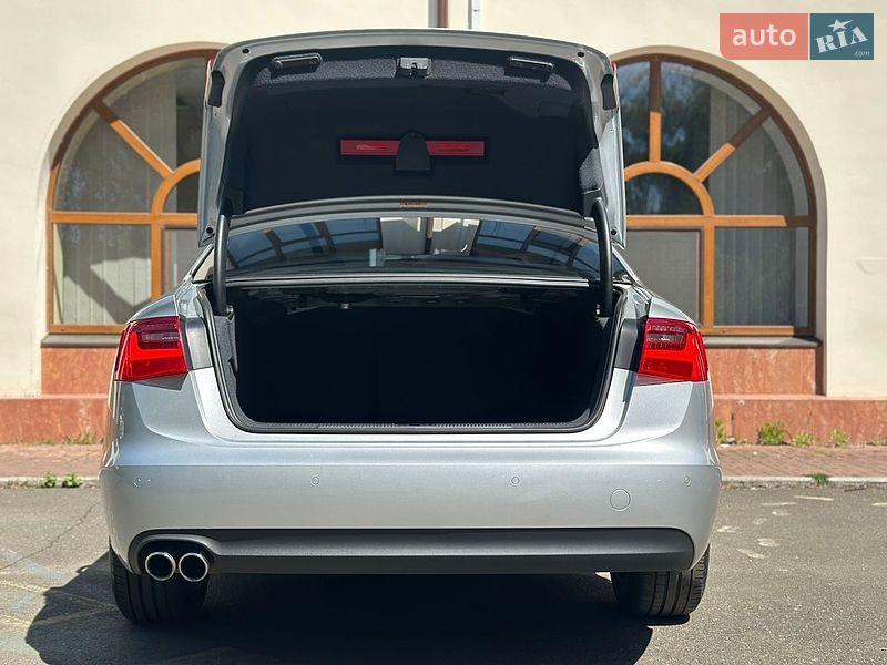 Седан Audi A6 2014 в Києві