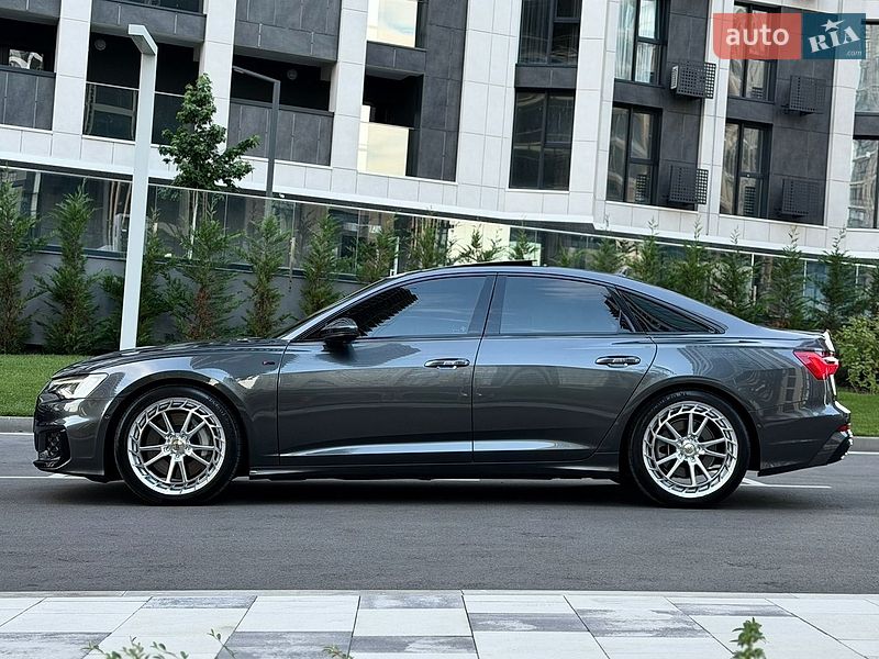 Седан Audi A6 2022 в Києві