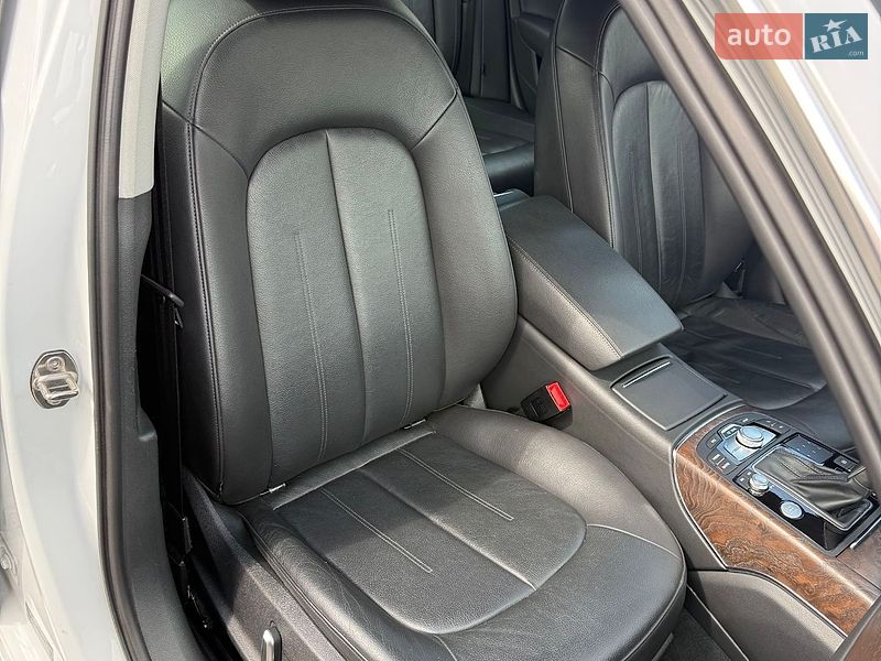 Седан Audi A6 2016 в Киеве