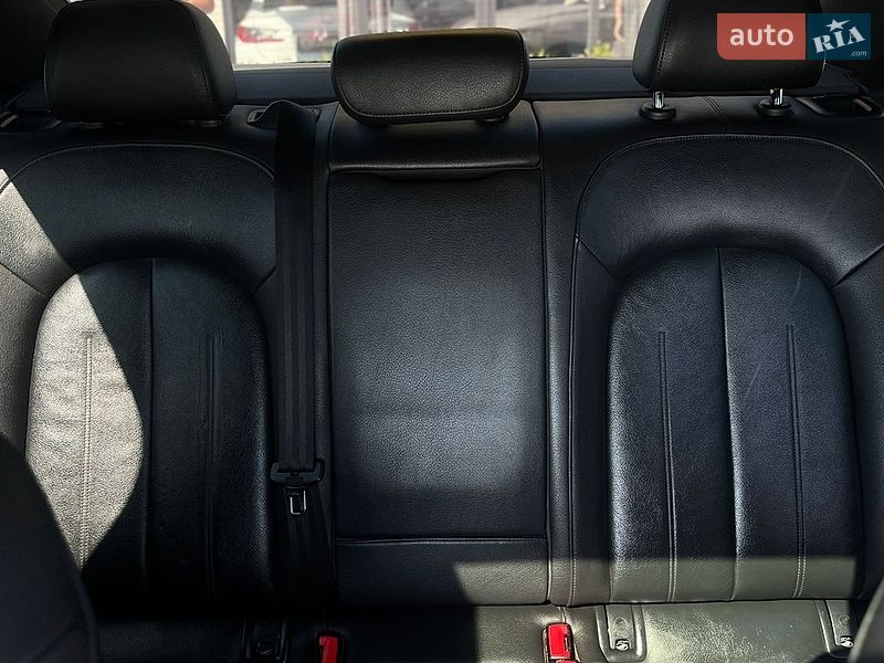 Седан Audi A6 2015 в Мукачевому