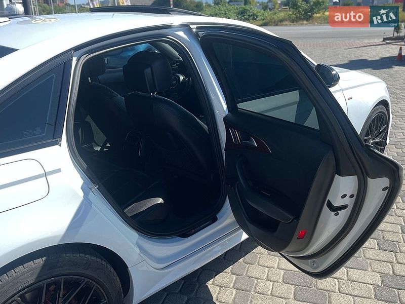 Седан Audi A6 2015 в Мукачевому