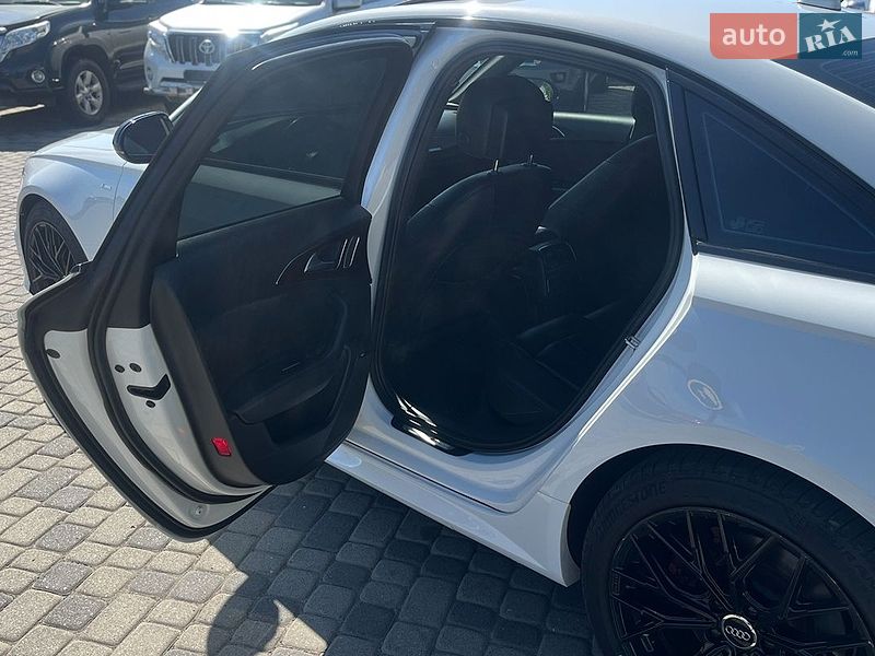 Седан Audi A6 2015 в Мукачевому