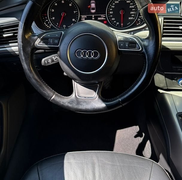 Седан Audi A6 2011 в Кропивницком