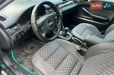 Седан Audi A6 1998 в Долине