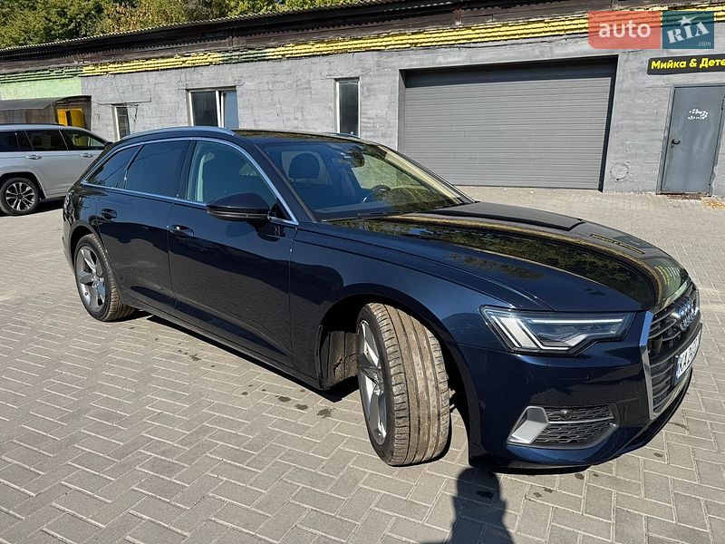 Универсал Audi A6 2019 в Киеве