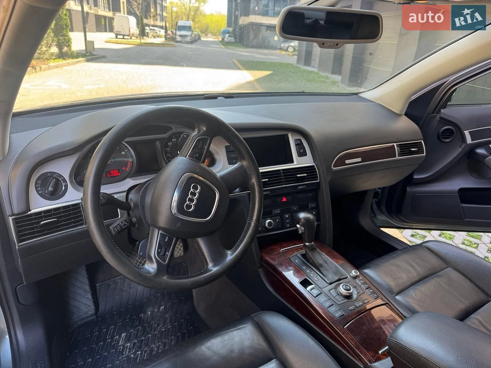 2010 Audi A6 - мініатюра 13