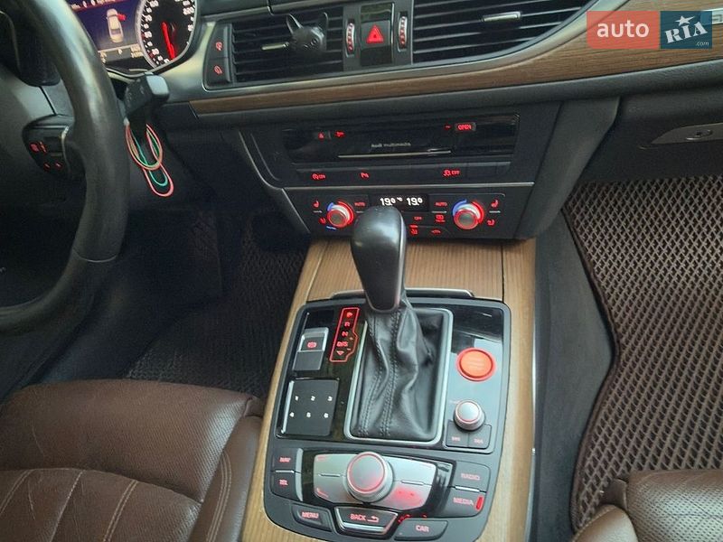Седан Audi A6 2015 в Звягелі