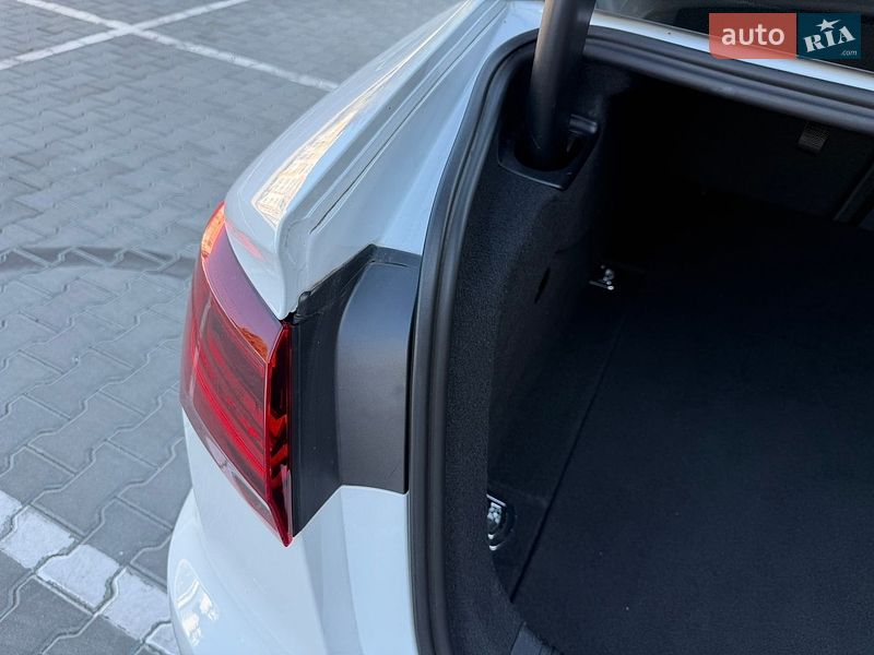 Седан Audi A6 2015 в Вінниці
