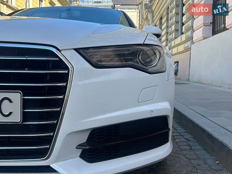 Седан Audi A6 2016 в Черновцах