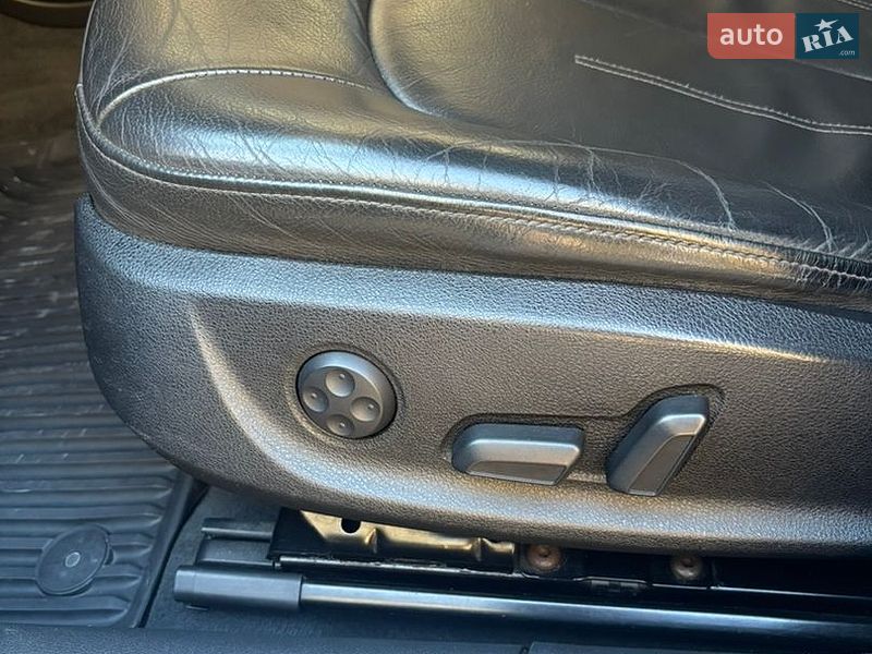 Седан Audi A6 2013 в Львові