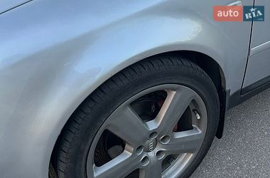 Седан Audi A6 1999 в Каневі