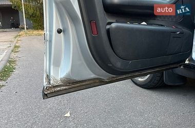 Седан Audi A6 1999 в Каневі