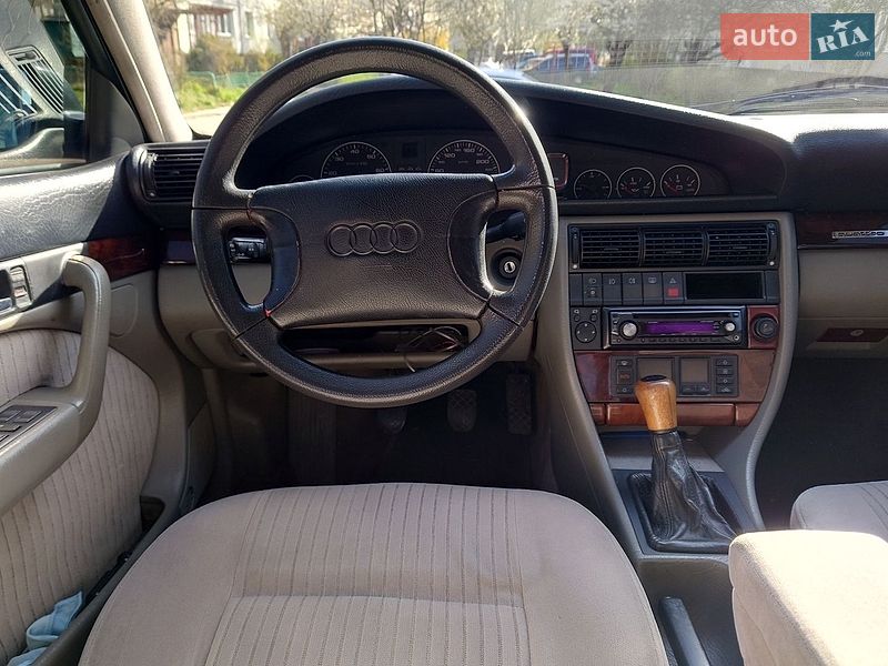 Седан Audi A6 1997 в Львові