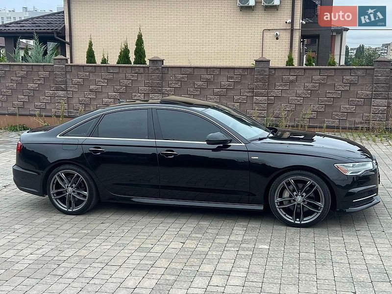 Седан Audi A6 2015 в Горишних Плавнях