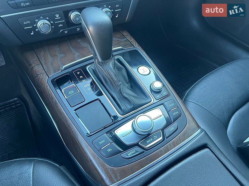 Седан Audi A6 2015 в Горишних Плавнях