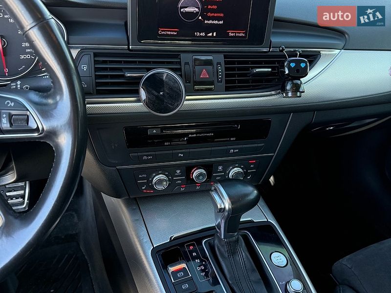 Седан Audi A6 2012 в Бучі