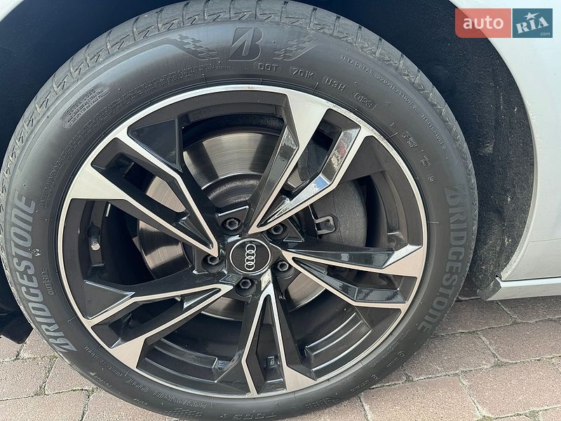 Седан Audi A6 2013 в Белогородке