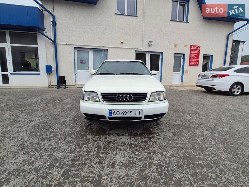 Седан Audi A6 1995 в Кременці