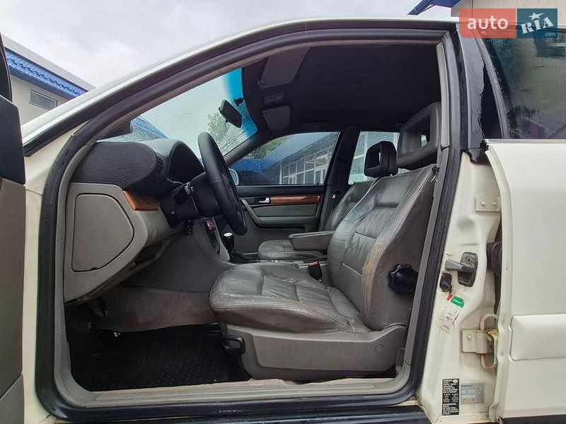 Седан Audi A6 1995 в Кременці