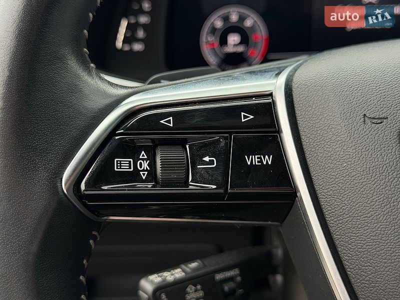 Седан Audi A6 2020 в Львові