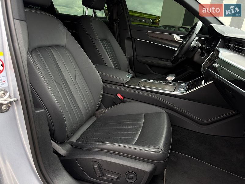 Седан Audi A6 2020 в Львові