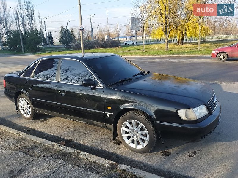 Седан Audi A6 1997 в Днепре