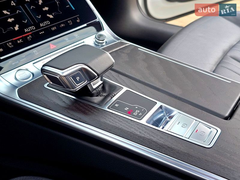 Седан Audi A6 2019 в Днепре