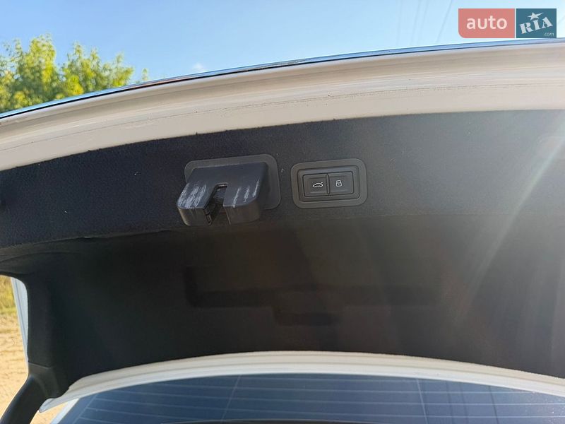 Седан Audi A6 2016 в Киеве