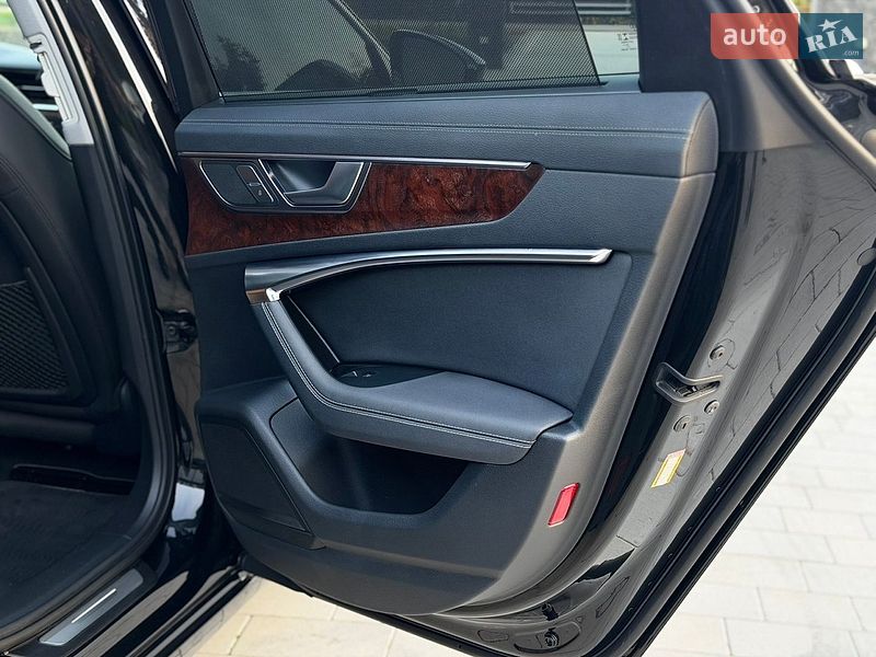 Седан Audi A6 2019 в Львові