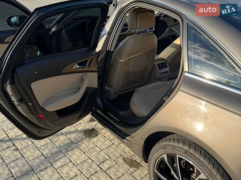 Седан Audi A6 2011 в Ивано-Франковске