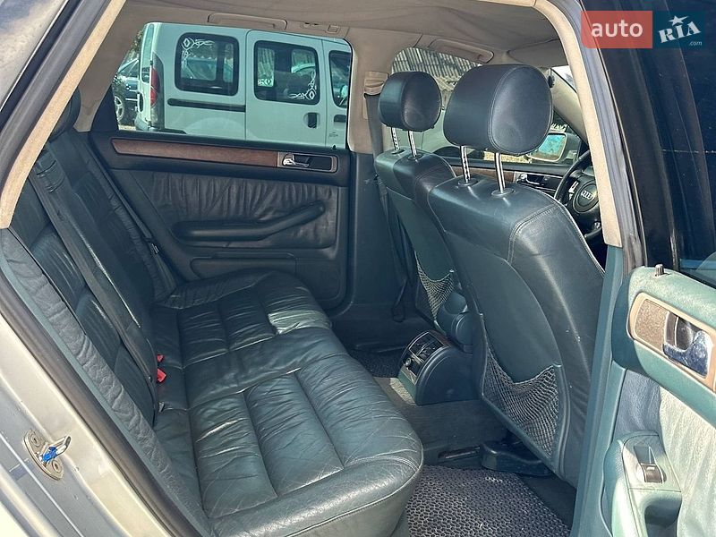 Универсал Audi A6 1998 в Шумске